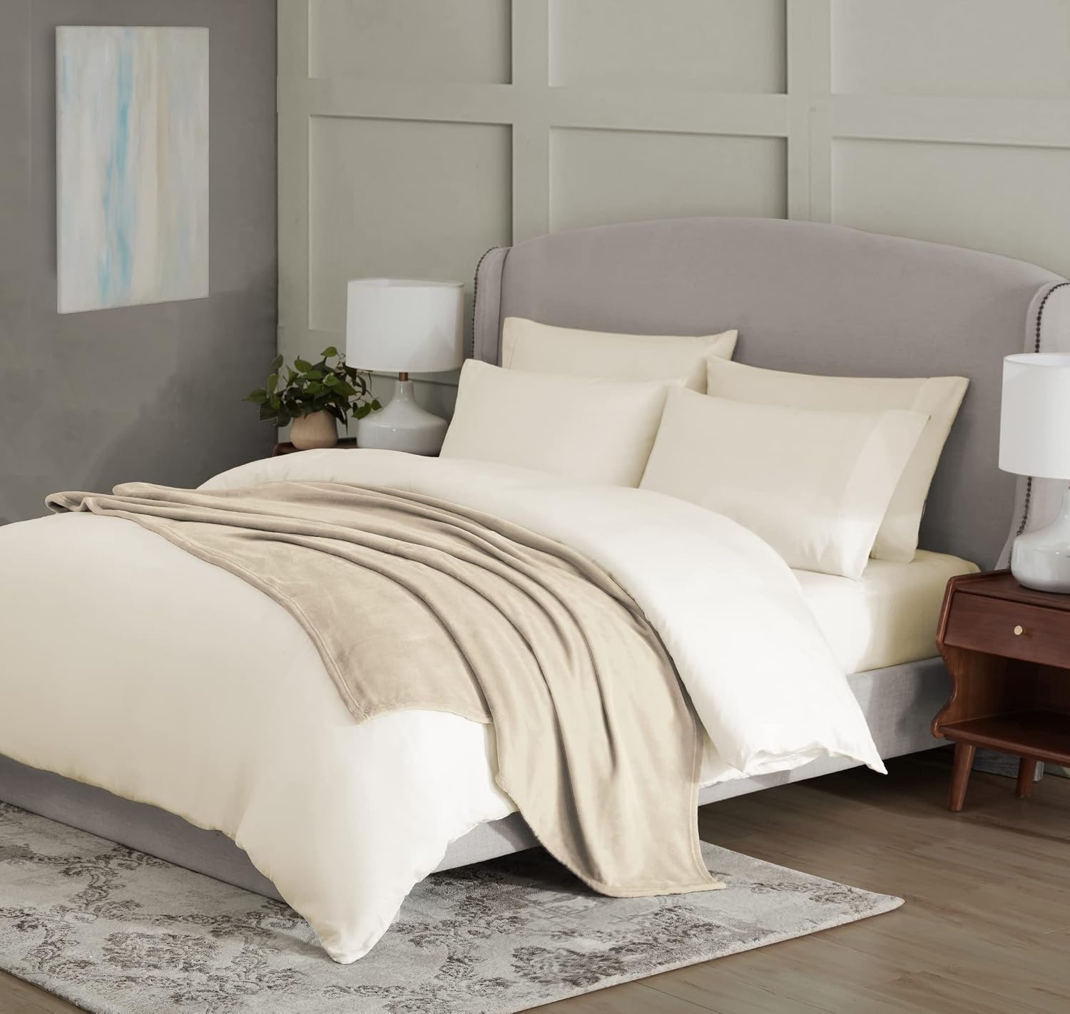 image:imageUS POLO ASSN Oversized Lightweight Throw Blanket for BedSofa Soft Fleece Couch Blankets and Throws Cozy Decorative Bedding 50x70BlackCream